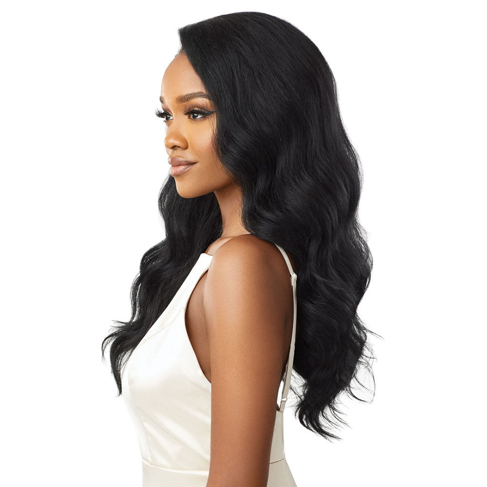 Outre Quick Weave Synthetic Half Wig LYNDI